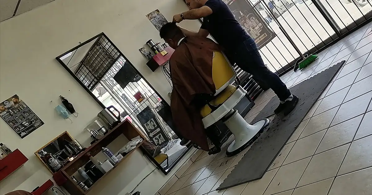 Santana barber shop