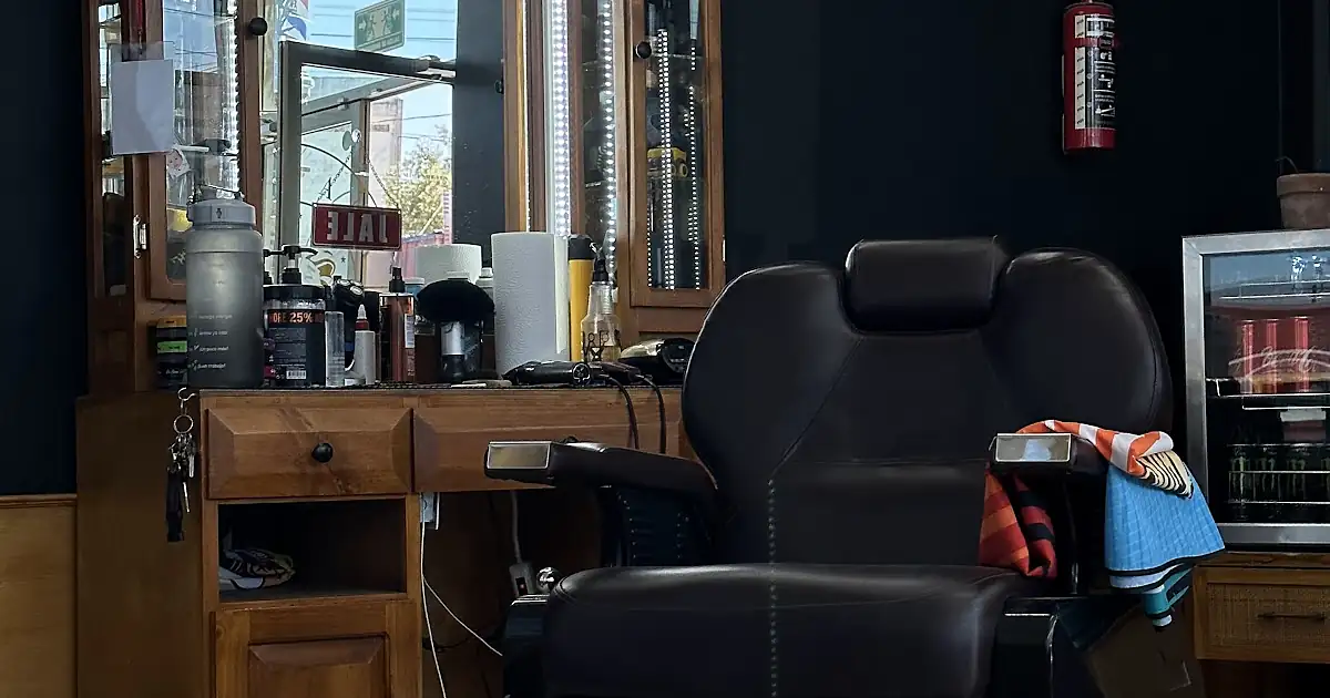 Barber shop mufasa