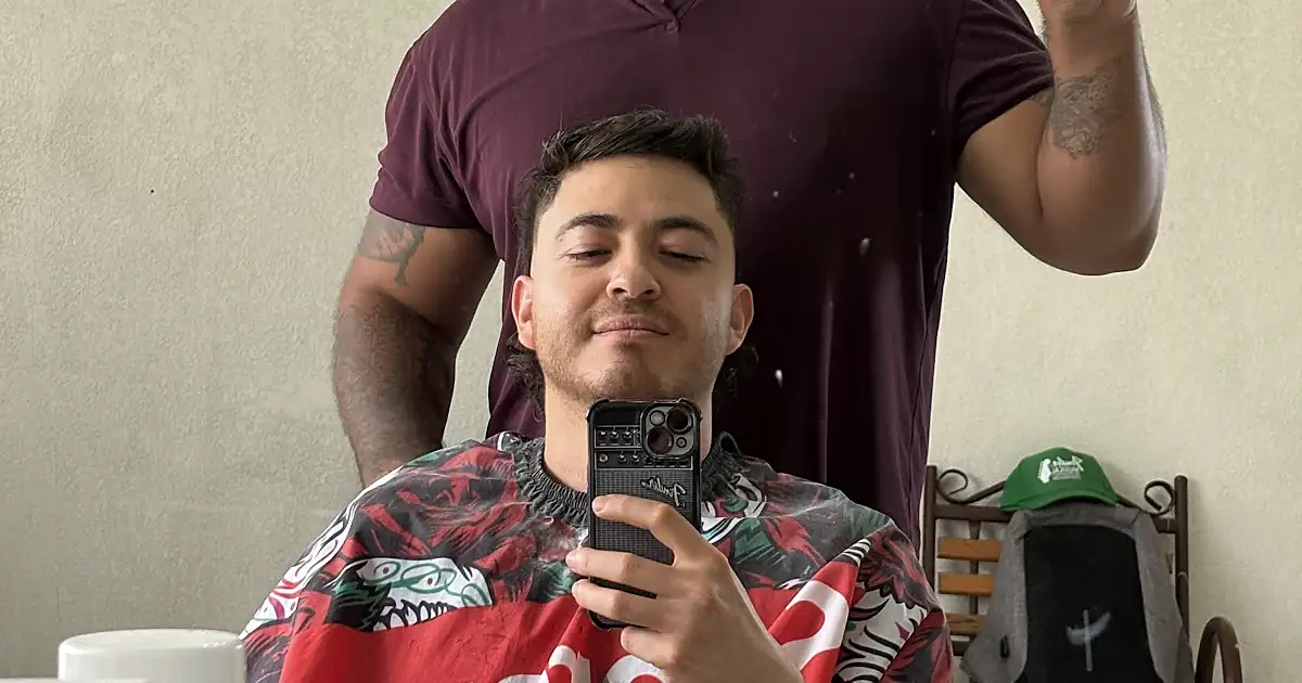 PURO BLACK, BARBER STUDIO. Barbería profesional