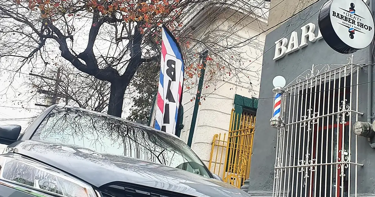BarberShop. OKAY Haircuts & Shaves. (M. ARREOLA)