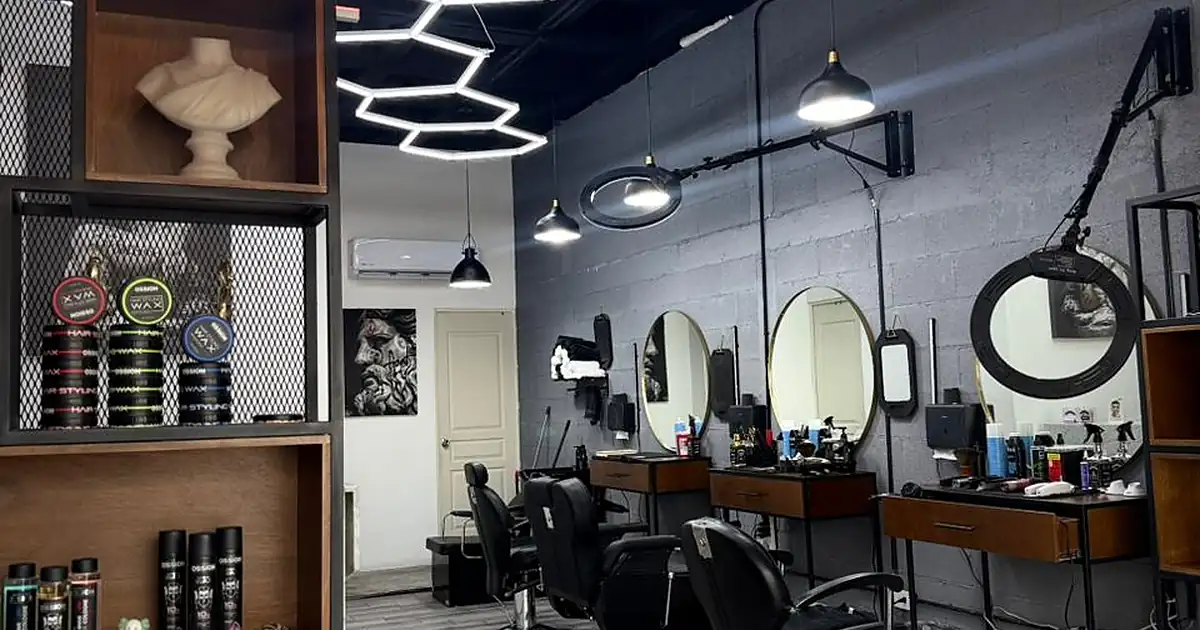 Muz Barber- Barbería en Cumbres