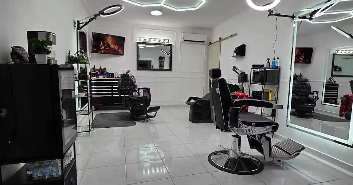 PONTE GUAPO BARBER STUDIO