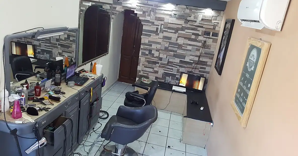 Barberia&Peluqueria Sandoval