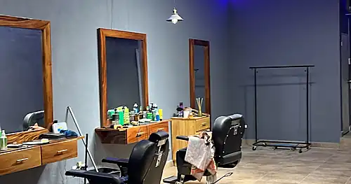 Lalo Barber