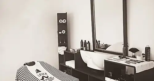 Barberia Caballero Negro Manzanillo