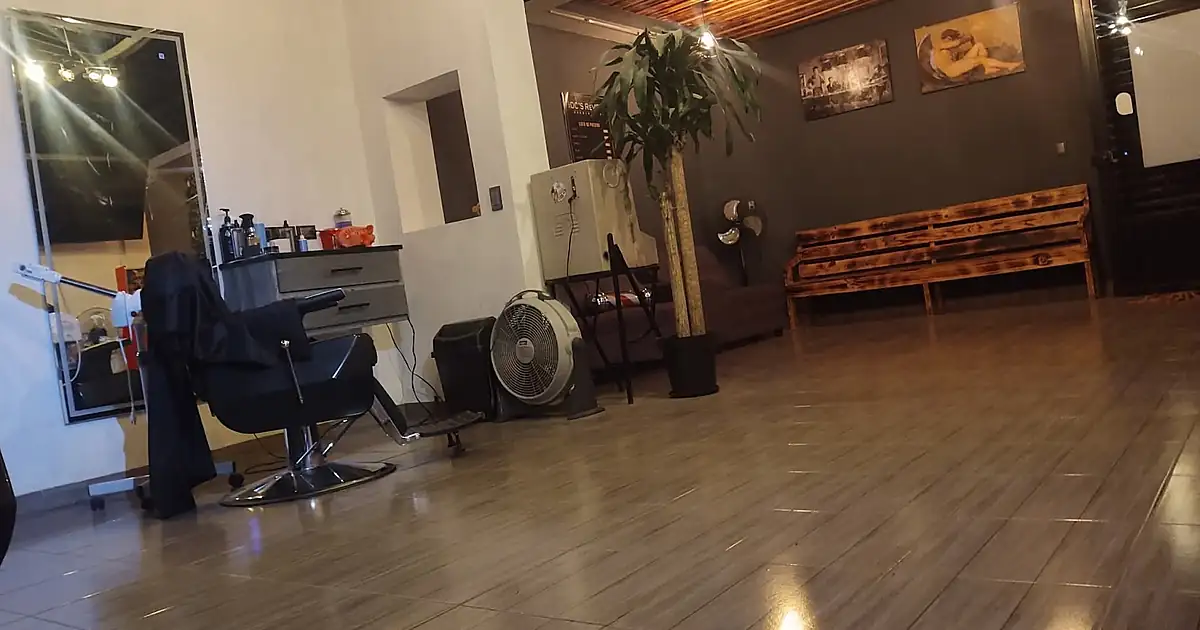 DC’S REVES Barber Shop