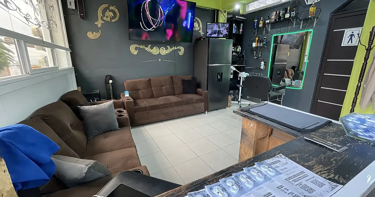 Barbería Golden Black