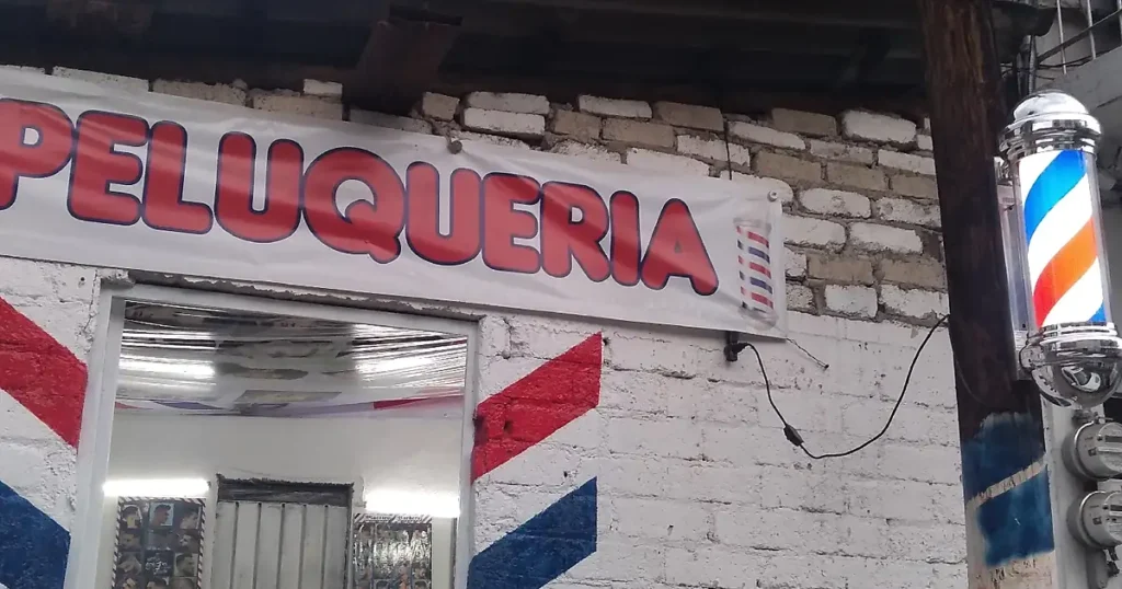 Peluquería. Puerta 3