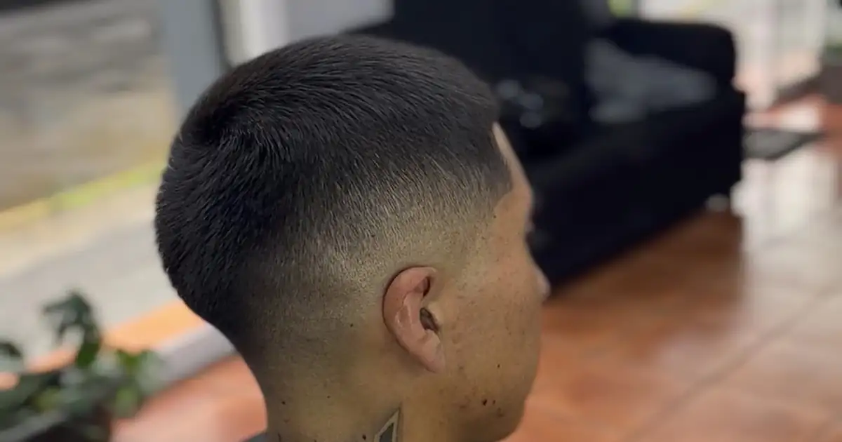 Deluxe Barber Club