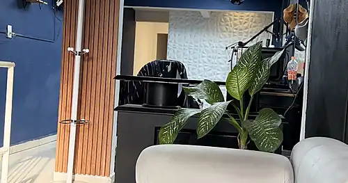 Dakiti Barber Shop