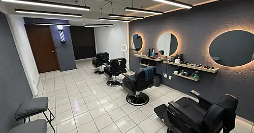 Barbería Toluca 2DO PISO (ESCALERAS CARACOL)
