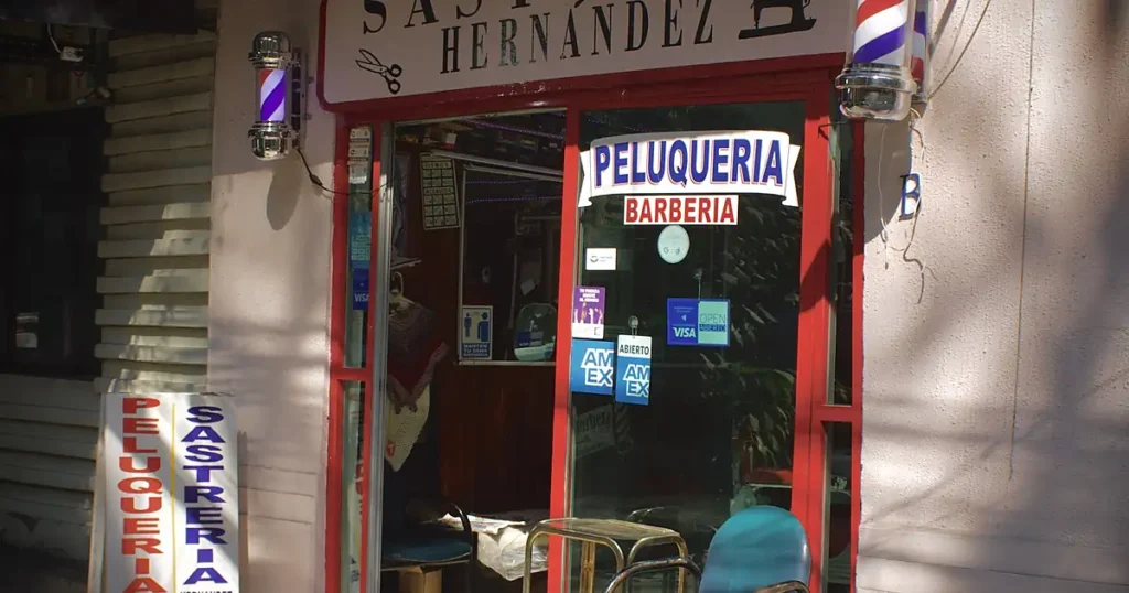 PELUQUERÍA Y BARBERÍA OROZCO