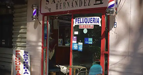 PELUQUERÍA Y BARBERÍA OROZCO