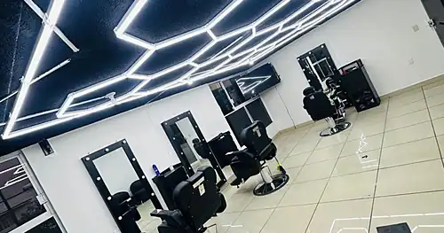 Chucky barber shop Apizaco